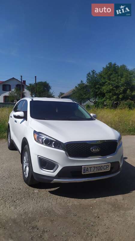 Позашляховик / Кросовер Kia Sorento 2015 в Снятині
