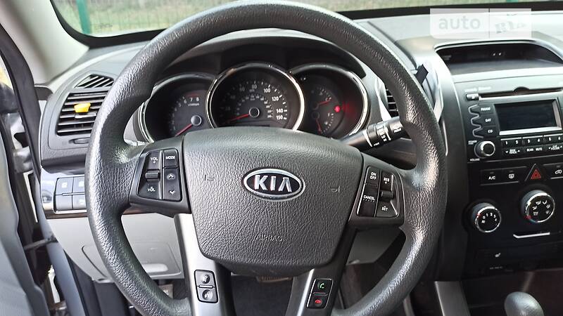 Позашляховик / Кросовер Kia Sorento 2011 в Києві