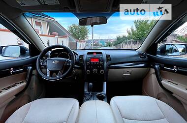 Внедорожник / Кроссовер Kia Sorento 2012 в Хмельницком