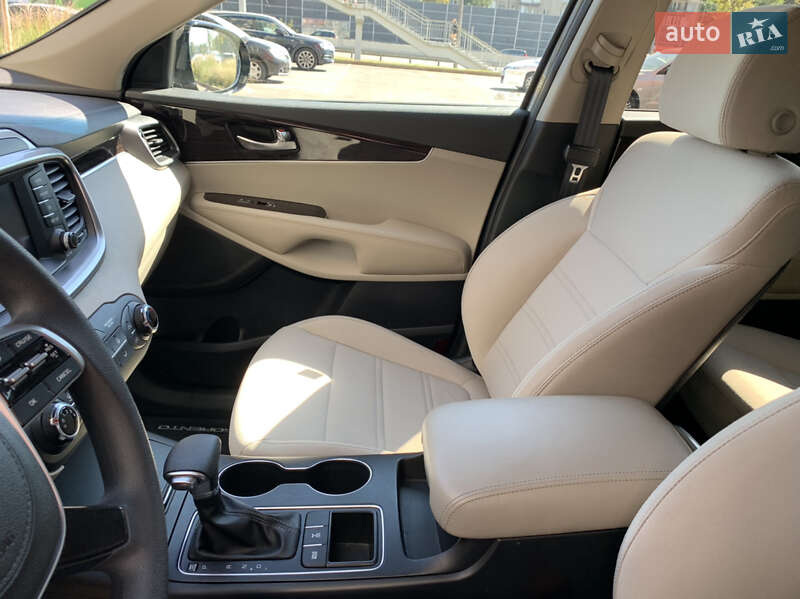 Позашляховик / Кросовер Kia Sorento 2018 в Києві