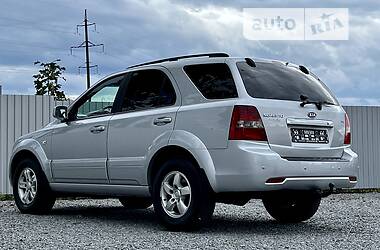 Внедорожник / Кроссовер Kia Sorento 2008 в 