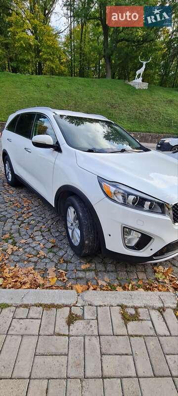 Внедорожник / Кроссовер Kia Sorento 2015 в Каменец-Подольском