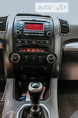 Внедорожник / Кроссовер Kia Sorento 2011 в 