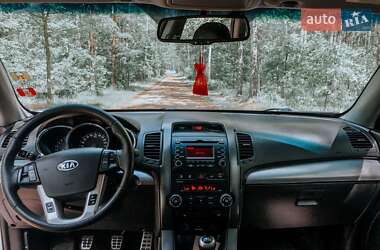 Внедорожник / Кроссовер Kia Sorento 2011 в 