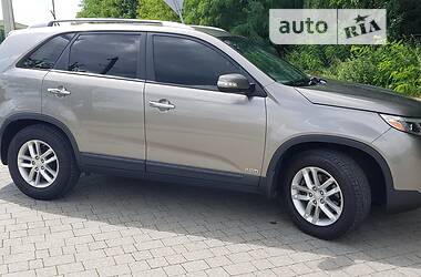 Внедорожник / Кроссовер Kia Sorento 2013 в Городке