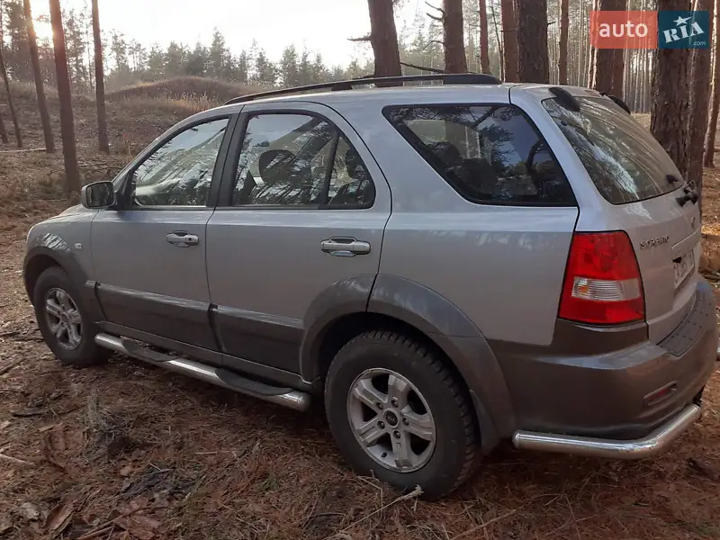 Внедорожник / Кроссовер Kia Sorento 2005 в 