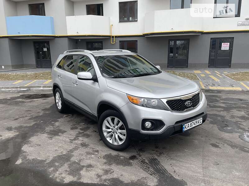 Внедорожник / Кроссовер Kia Sorento 2011 в Борисполе