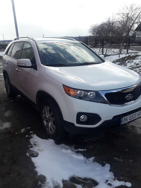 Внедорожник / Кроссовер Kia Sorento 2011 в Ровно