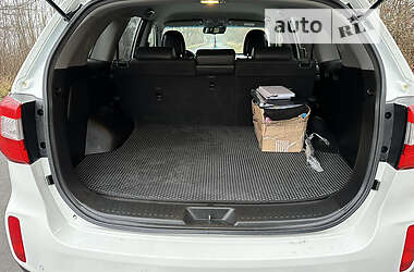 Внедорожник / Кроссовер Kia Sorento 2013 в 