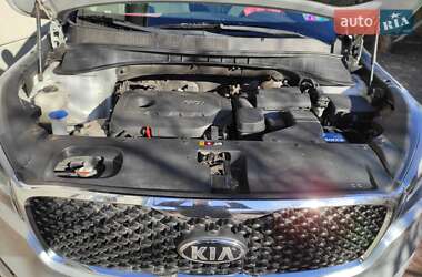 Внедорожник / Кроссовер Kia Sorento 2015 в Днепре