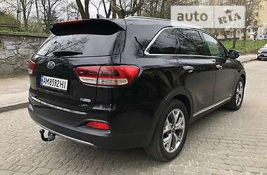 Позашляховик / Кросовер Kia Sorento 2015 в Житомирі