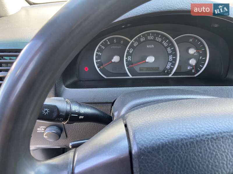 Внедорожник / Кроссовер Kia Sorento 2007 в Ровно фото 4 Внедорожник / Кроссовер Kia Sorento 2007 в Ровно
