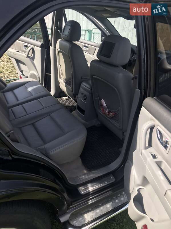 Внедорожник / Кроссовер Kia Sorento 2005 в Ивано-Франковске