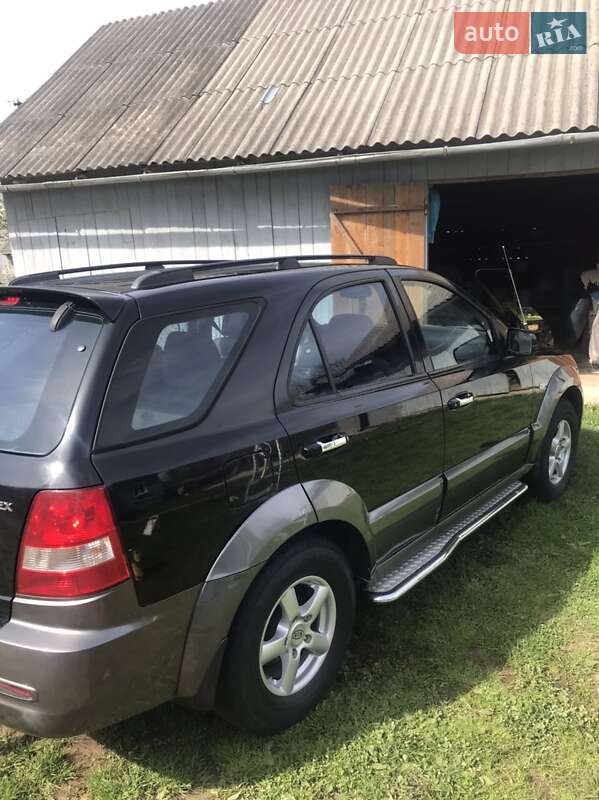 Внедорожник / Кроссовер Kia Sorento 2005 в Ивано-Франковске