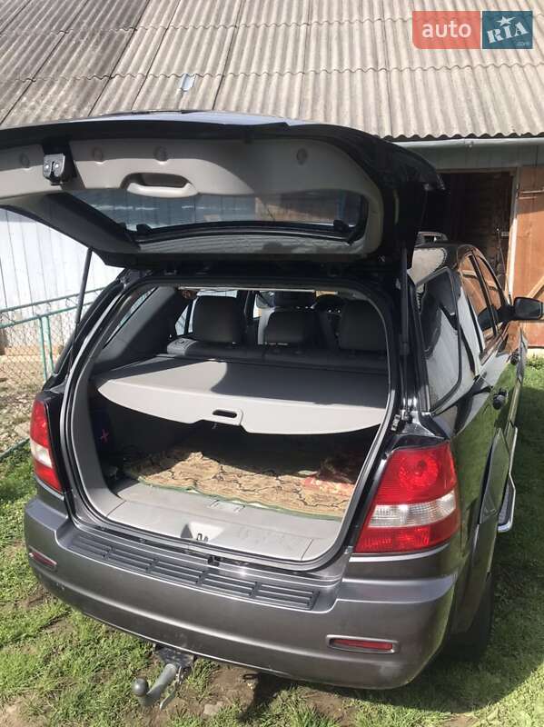 Внедорожник / Кроссовер Kia Sorento 2005 в Ивано-Франковске