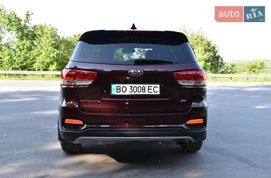 Внедорожник / Кроссовер Kia Sorento 2016 в 