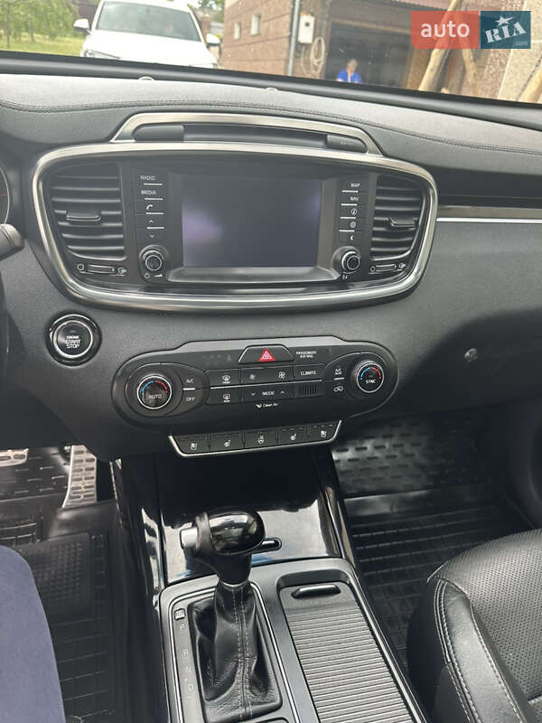 Позашляховик / Кросовер Kia Sorento 2016 в Тернополі фото 18 Позашляховик / Кросовер Kia Sorento 2016 в Тернополі