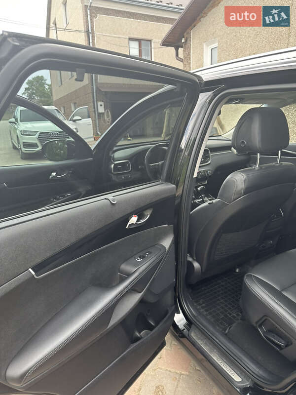 Позашляховик / Кросовер Kia Sorento 2016 в Тернополі фото 23 Позашляховик / Кросовер Kia Sorento 2016 в Тернополі