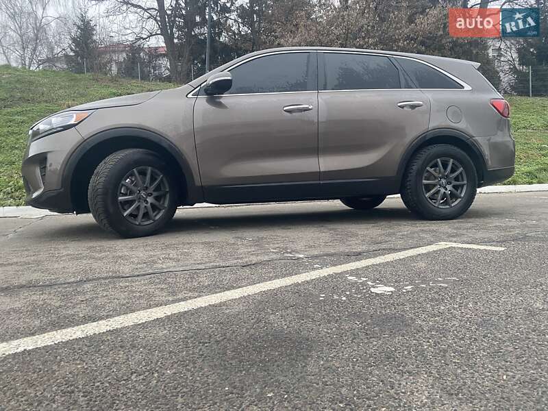 Позашляховик / Кросовер Kia Sorento 2019 в Львові