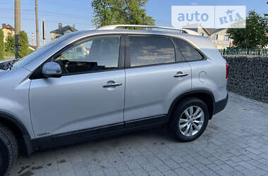 Внедорожник / Кроссовер Kia Sorento 2010 в Ивано-Франковске