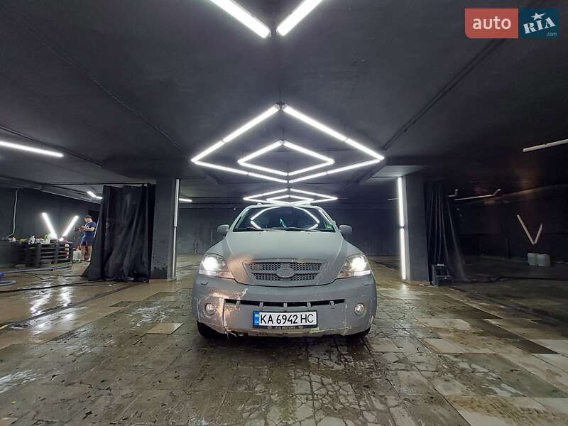 Позашляховик / Кросовер Kia Sorento 2005 в Харкові