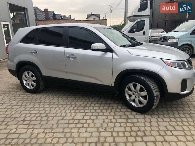 Внедорожник / Кроссовер Kia Sorento 2013 в Львове фото 15 Внедорожник / Кроссовер Kia Sorento 2013 в Львове
