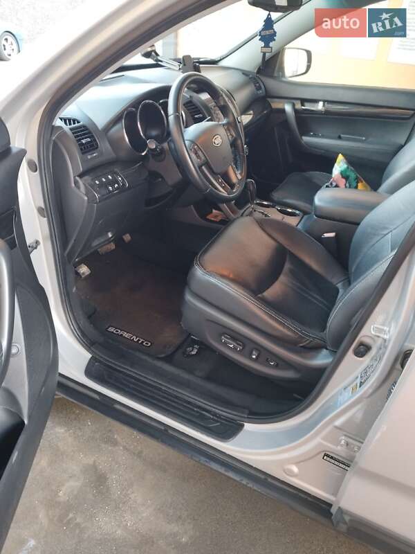 Внедорожник / Кроссовер Kia Sorento 2010 в Одессе