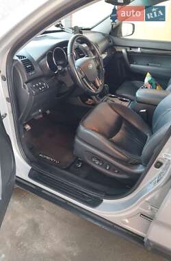 Внедорожник / Кроссовер Kia Sorento 2010 в 