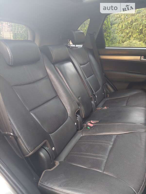 Позашляховик / Кросовер Kia Sorento 2011 в Львові