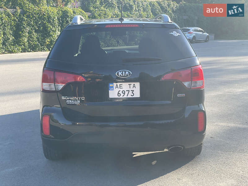 Позашляховик / Кросовер Kia Sorento 2013 в Дніпрі