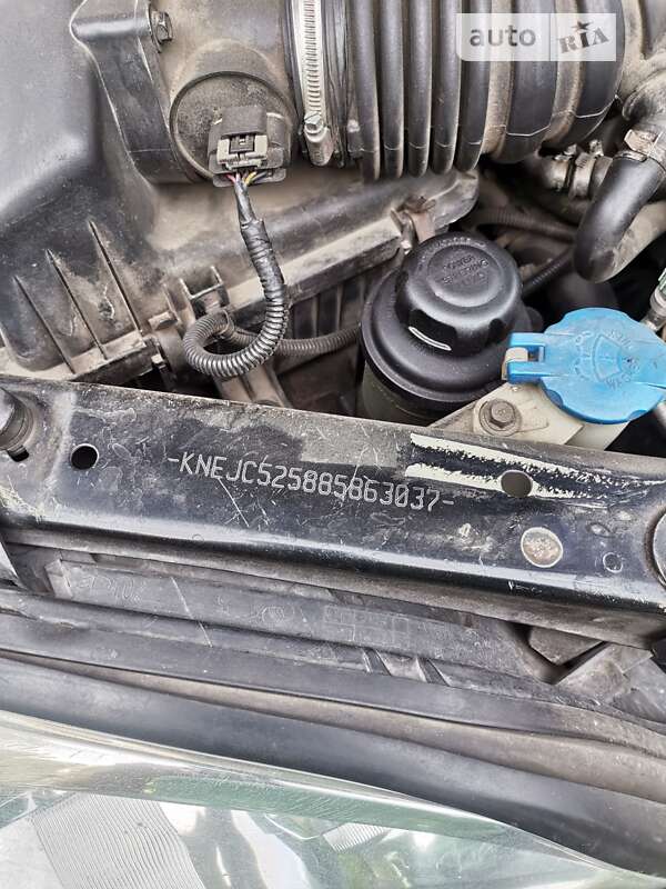 Позашляховик / Кросовер Kia Sorento 2008 в Києві фото 12 Позашляховик / Кросовер Kia Sorento 2008 в Києві