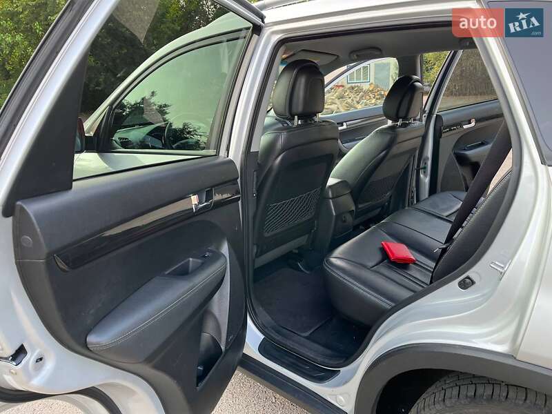 Позашляховик / Кросовер Kia Sorento 2012 в Золотоноші