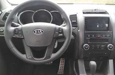 Внедорожник / Кроссовер Kia Sorento 2010 в 