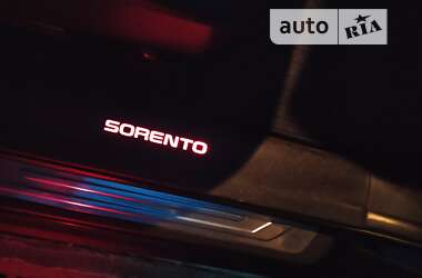 Внедорожник / Кроссовер Kia Sorento 2010 в 