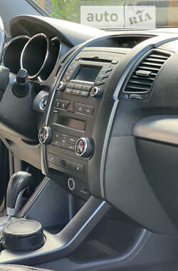 Внедорожник / Кроссовер Kia Sorento 2010 в 