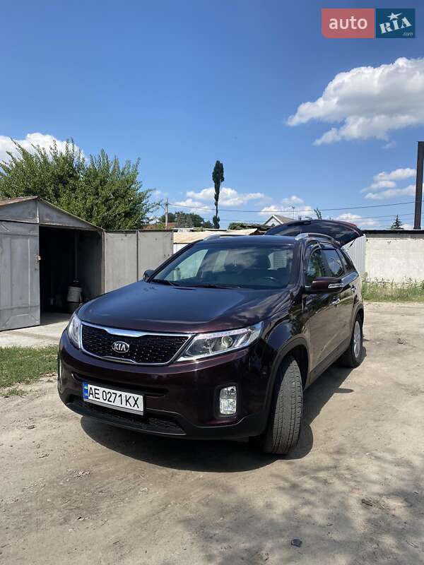 Внедорожник / Кроссовер Kia Sorento 2013 в Днепре