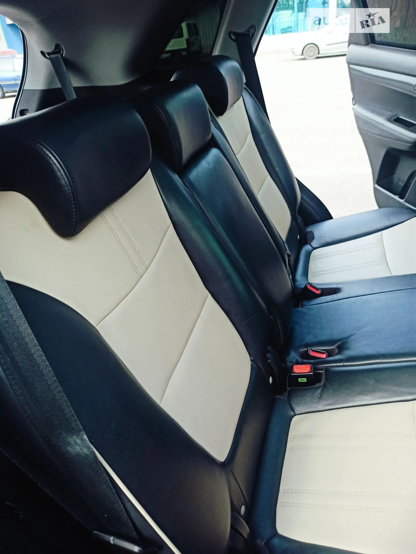 2010 Kia Sorento - мініатюра 26