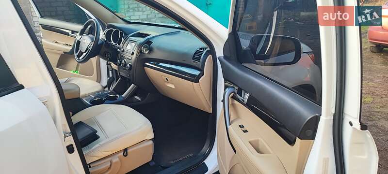 Внедорожник / Кроссовер Kia Sorento 2012 в Броварах фото 10 Внедорожник / Кроссовер Kia Sorento 2012 в Броварах