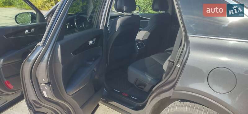 Позашляховик / Кросовер Kia Sorento 2015 в Ужгороді