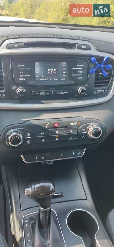 Позашляховик / Кросовер Kia Sorento 2015 в Ужгороді