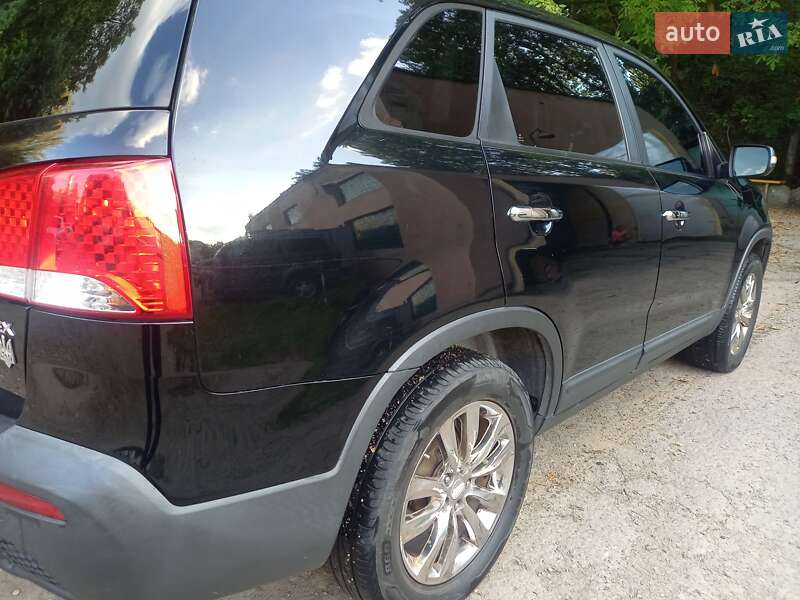 Позашляховик / Кросовер Kia Sorento 2010 в Тернополі