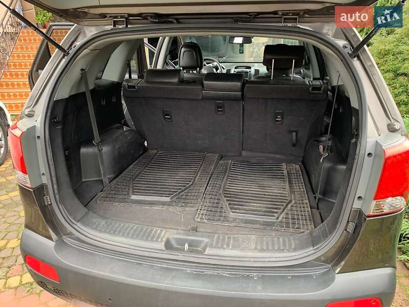 Позашляховик / Кросовер Kia Sorento 2011 в Городку