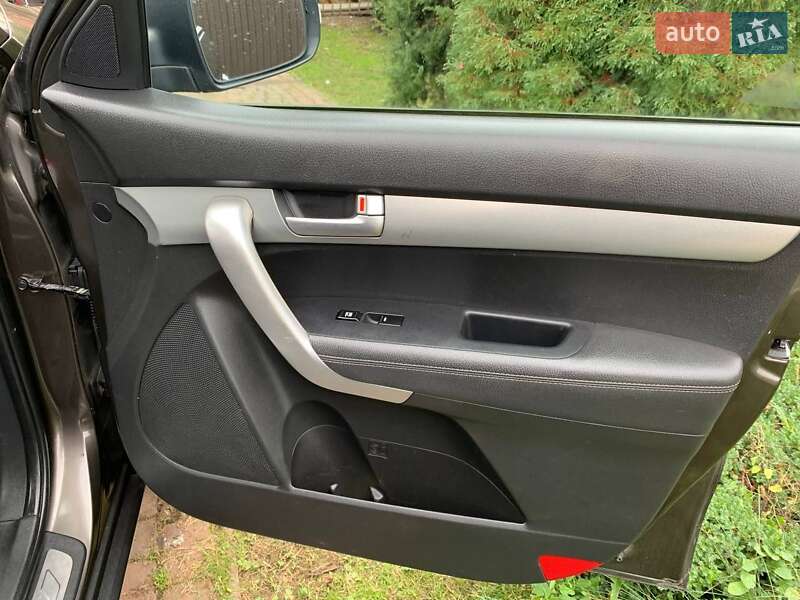 Позашляховик / Кросовер Kia Sorento 2011 в Городку