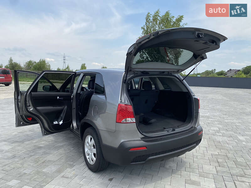 Внедорожник / Кроссовер Kia Sorento 2012 в Калуше фото 27 Внедорожник / Кроссовер Kia Sorento 2012 в Калуше