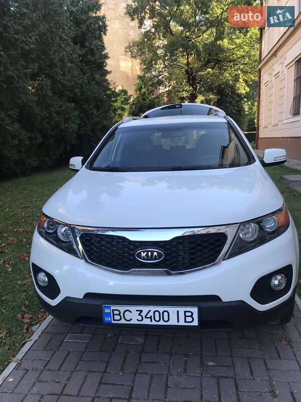Позашляховик / Кросовер Kia Sorento 2011 в Львові