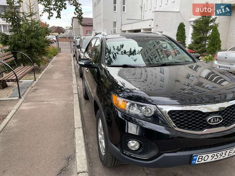 Позашляховик / Кросовер Kia Sorento 2012 в Житомирі