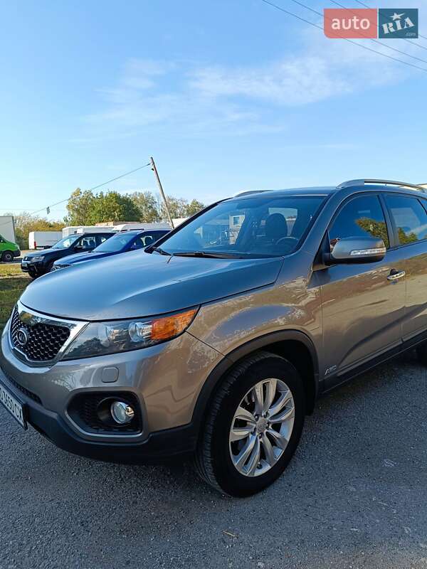 Внедорожник / Кроссовер Kia Sorento 2010 в Тернополе