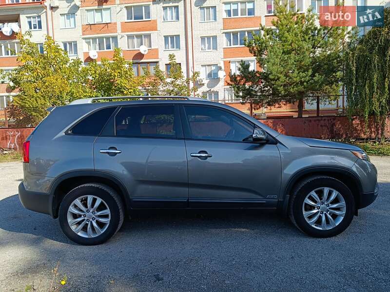 Внедорожник / Кроссовер Kia Sorento 2010 в Тернополе