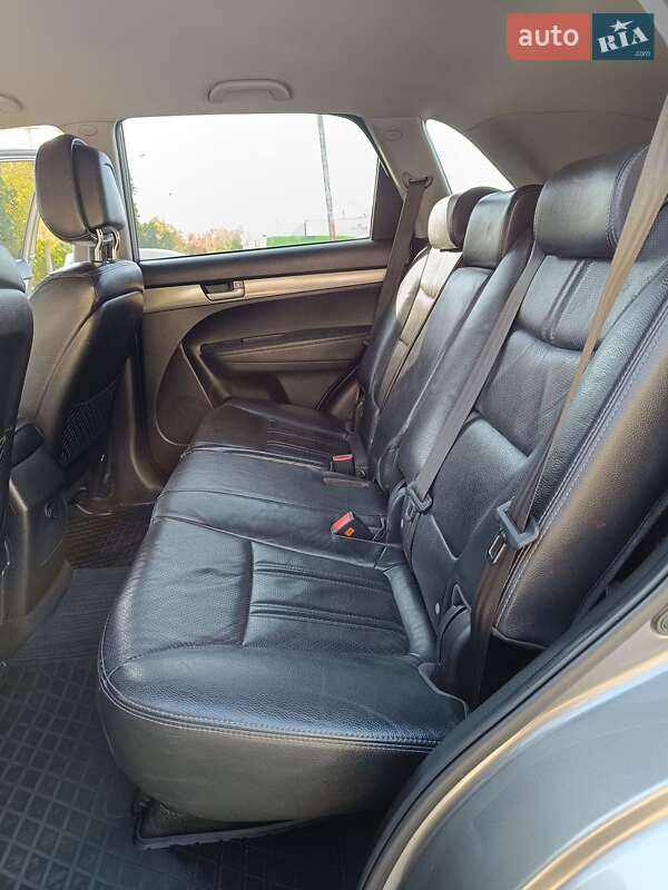 Внедорожник / Кроссовер Kia Sorento 2010 в Тернополе