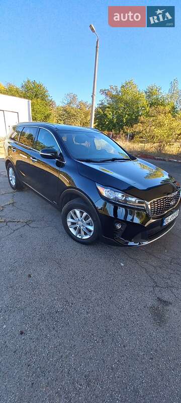Внедорожник / Кроссовер Kia Sorento 2016 в Николаеве